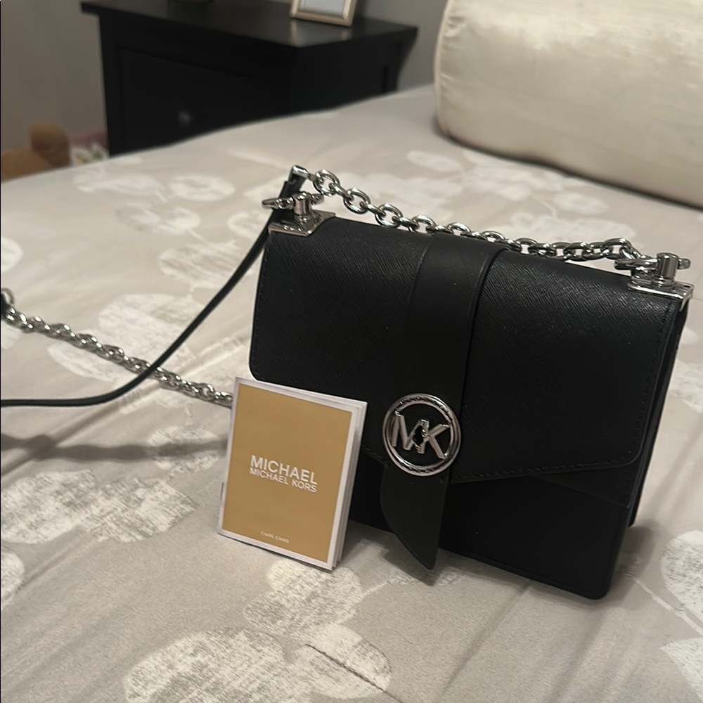 BRAND NEW - Michael Kors Black Crossbody Bag with Leather & Chain Strap